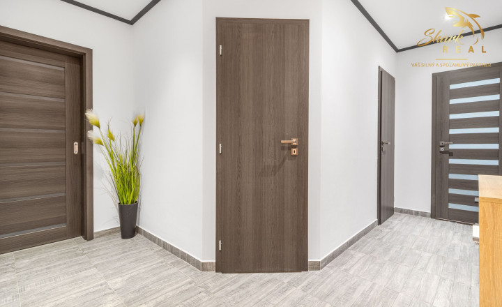 Priestranný 3-izbový byt s balkónom kúsok od stanice – Piešťany - fotografia 10