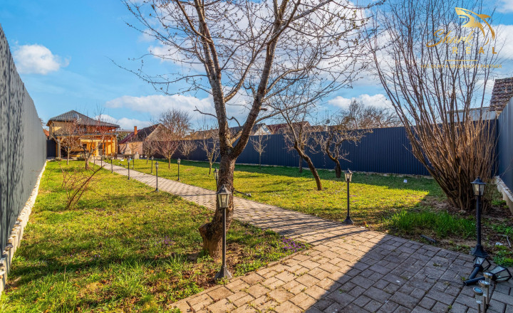Nadštandardný 6-izbový dom so 6 kúpeľňami,veľkým pozemkom a terasou– ideálny aj na podnikanie - fotografia 18