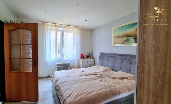 Zrekonštruovaný 2-izbový byt v centre mesta Trebišov – 52 m² - fotografia 4