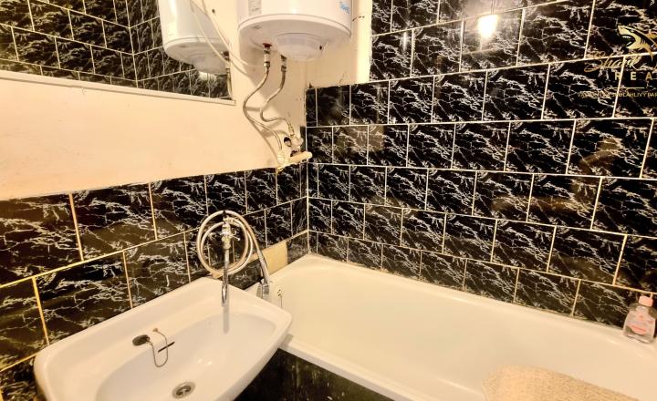 Zrekonštruovaný 2-izbový byt v centre mesta Trebišov – 52 m² - fotografia 5