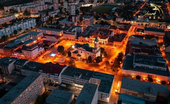 PRIPRAVUJEME výnosová polyfunkčná budova so stabilnými nájomníkmi - fotografia 1