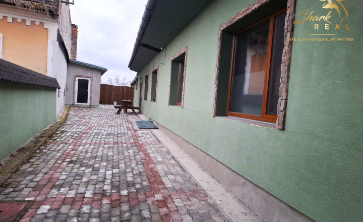 Investičná príležitosť s možnosťou samostatného bývania - fotografia 25