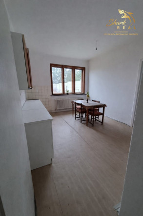 NA PREDAJ | 4-izbový rodinný dom | obec DVORNÍKY - fotografia 11
