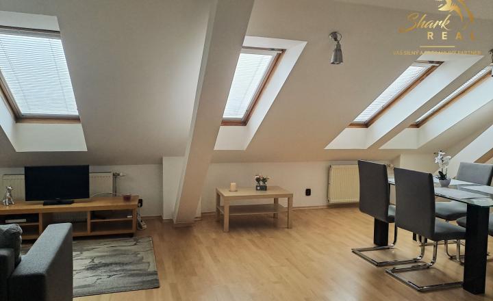 Exkluzívny mezonet na skok od Downtownu - tiché bývanie, ako aj predpripravená investícia - fotografia 3
