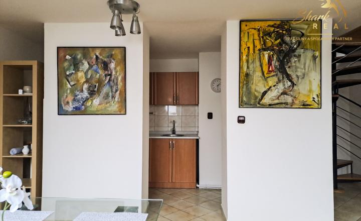Exkluzívny mezonet na skok od Downtownu - tiché bývanie, ako aj predpripravená investícia - fotografia 8