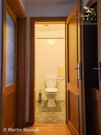 Exkluzívny mezonet na skok od Downtownu - tiché bývanie, ako aj predpripravená investícia - fotografia 16