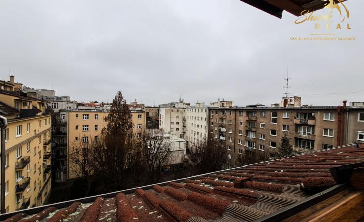Exkluzívny mezonet na skok od Downtownu - tiché bývanie, ako aj predpripravená investícia - fotografia 33