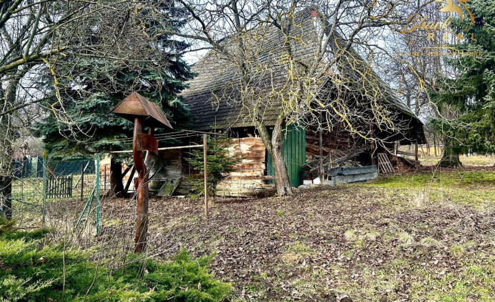 Stodola s možnosťou úpravy na chatu s pozemkami - fotografia 5