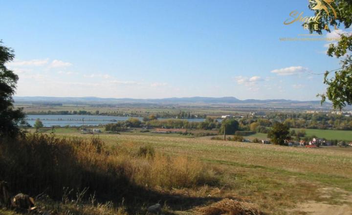 ZĽAVA!!! Pozemok s panoramatickým výhľadom v Ratnovciach - fotografia 2