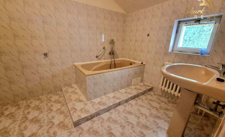 RODINNÝ DOM V TICHEJ ČASTI KRÁĽOVSKÉHO CHLMCA  - fotografia 9
