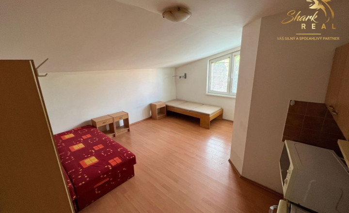 Rodinný dom vhodný ako investícia obec Radava - fotografia 9