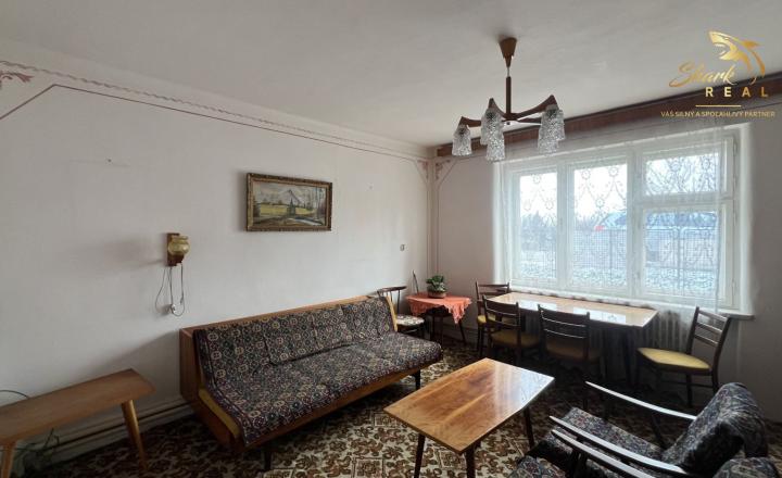 Rodinný dom s 20á pozemkom v obci Semerovo - fotografia 3