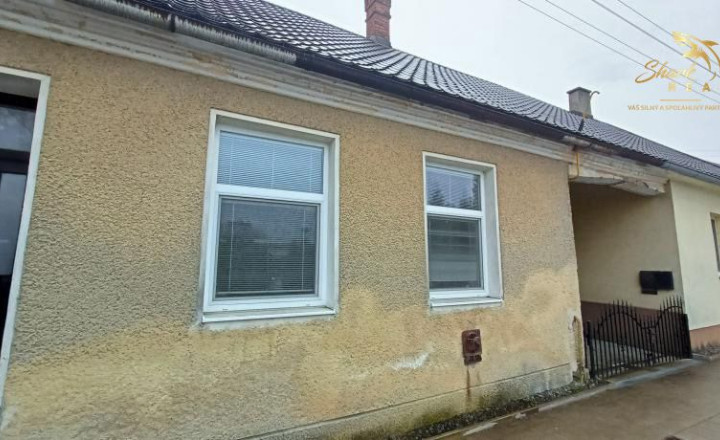 Dva rodinné domy na predaj v centre Žarnovice - fotografia 3