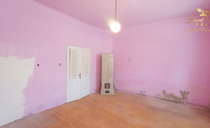 Dva rodinné domy na predaj v centre Žarnovice - fotografia 8