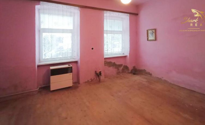 Dva rodinné domy na predaj v centre Žarnovice - fotografia 10