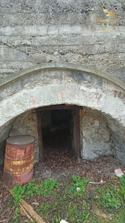 Dva rodinné domy na predaj v centre Žarnovice - fotografia 19