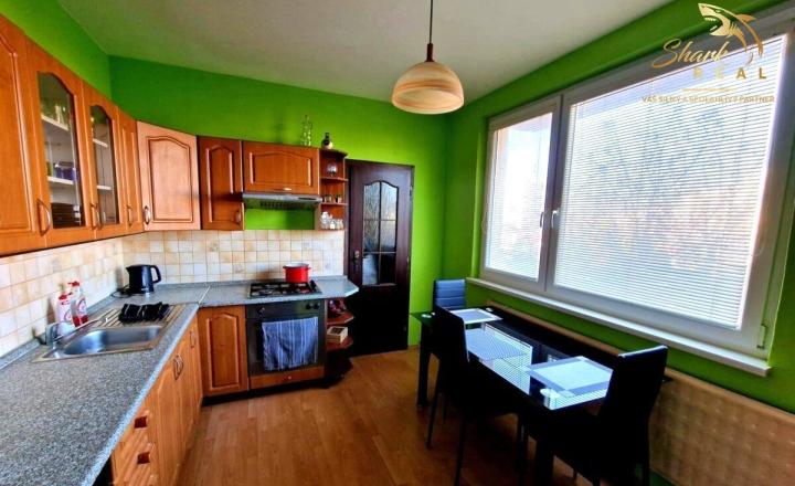 PEKNÝ 2,5 IZBOVÝ BYT -  VÝBORNÁ LOKALITA - fotografia 5