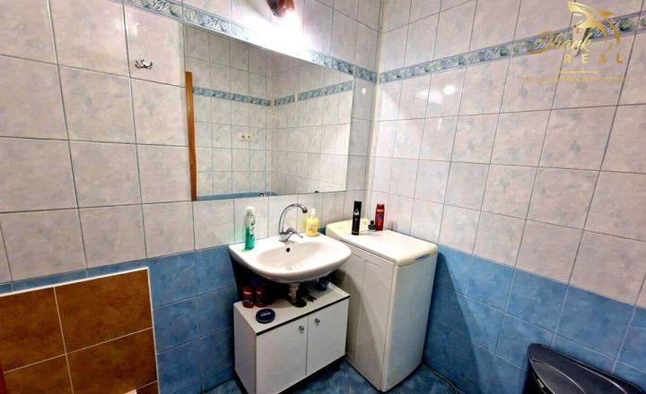 PEKNÝ 2,5 IZBOVÝ BYT -  VÝBORNÁ LOKALITA - fotografia 9