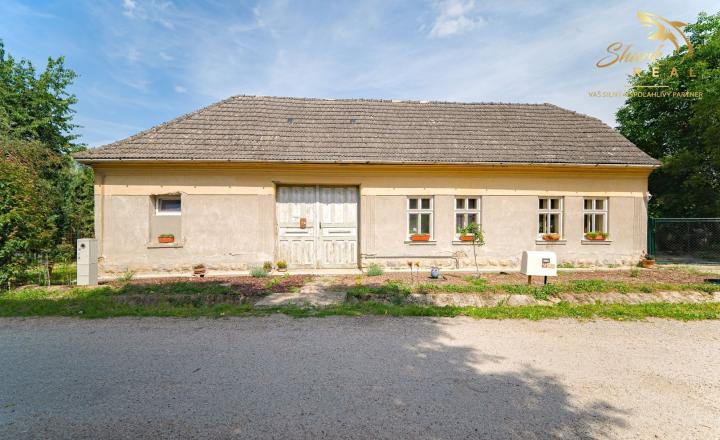 Romantická chalupa v krásnom prostredí kopaníc - fotografia 18