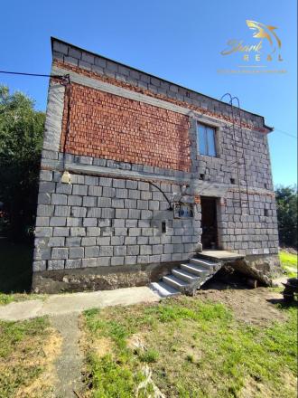 Stavebný pozemok so starším domom na predaj  - fotografia 13