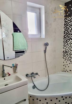 Vila v exkluzívnej štvrti Malý Floreát v Piešťanoch - fotografia 7