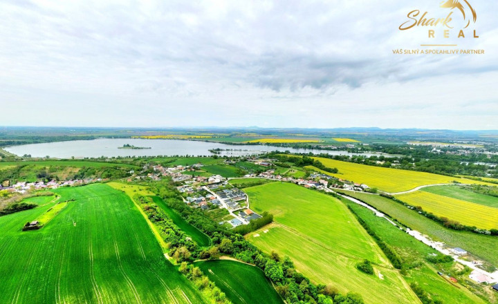 Krásny stavebný pozemok 4781m2 aj  pre developerov - fotografia 13