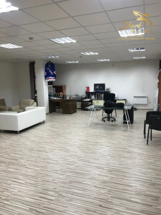 Budova v centre, alebo bytový dom? Je to na Vás - fotografia 5