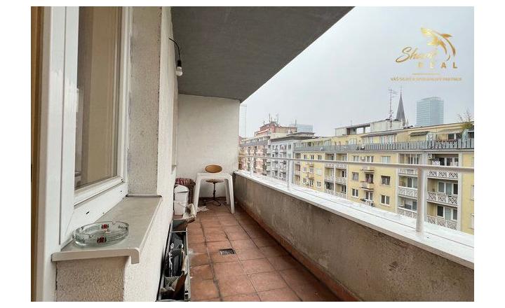 1i byt na 7. posch. v Starom Meste | Balkón 10 m² | Okamžitý výnos | - fotografia 1