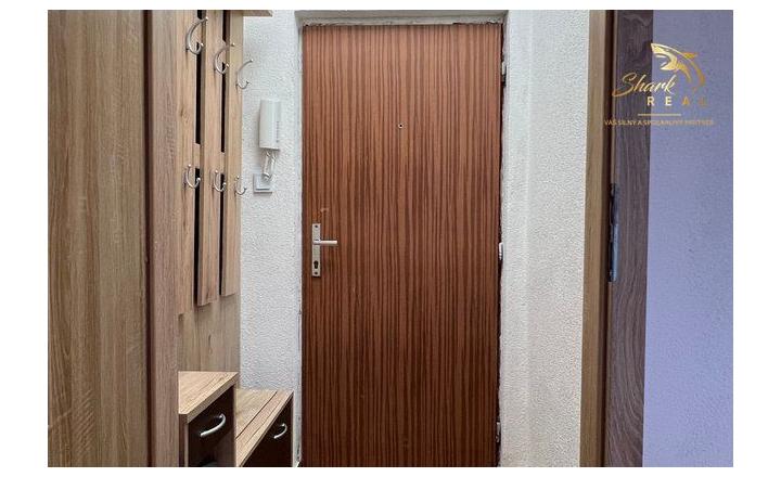 1i byt na 7. posch. v Starom Meste | Balkón 10 m² | Okamžitý výnos | - fotografia 5