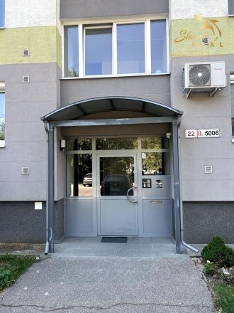 PRIESTRANNÝ 2-IZBOVÝ BYT 63 m² | LOGGIA | VEĽKÉ IZBY | ČILIŽSKÁ, VRÁKUŇA - fotografia 16