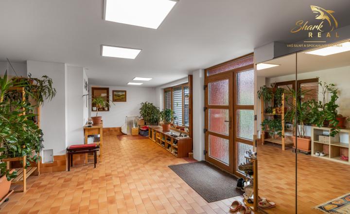 ZNÍŽENÁ CENA! Rodinný dom pre veľkú rodinu, PREDAJ - fotografia 12