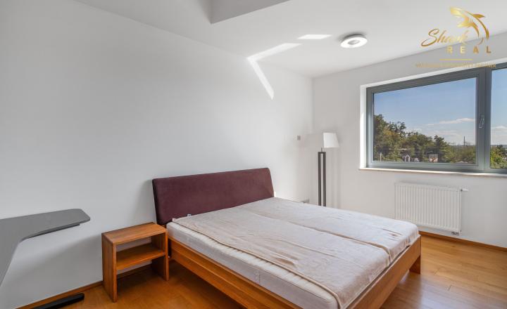 Luxusný 5i byt | 155 m², krb, terasa | Výhľad na Dunaj | Hradný kopec | Ihneď - fotografia 11
