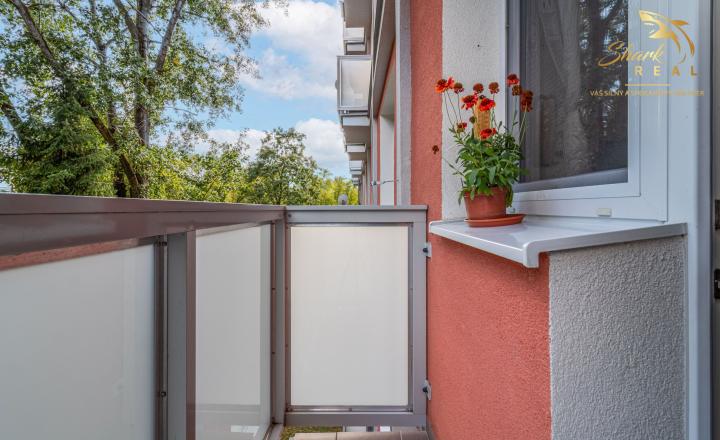 3-IZBOVÝ BYT S 2 BALKÓNMI A LOGGIOU NA ULICI A. HLINKU | PIEŠŤANY - fotografia 13