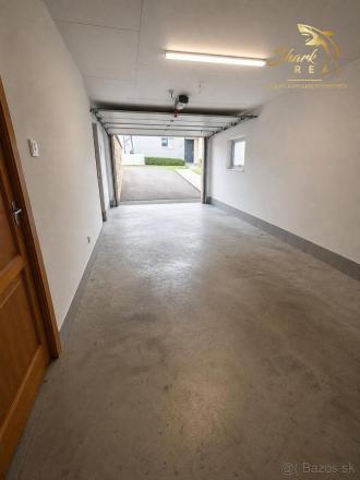 Na predaj výnimočný 2-podlažný dom v radovej zástavbe,Prešov, časť Solivar-Tichá dolina. - fotografia 9