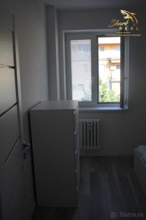 Moderný 3-izbový byt po kompletnej rekonštrukcii v Ružinove - fotografia 12