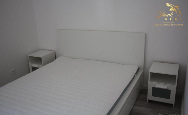 Moderný 3-izbový byt po kompletnej rekonštrukcii v Ružinove - fotografia 13