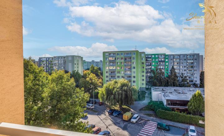 2 IZBY, KOMPLETNÁ REKONŠTRUKCIA A NÁDHERNÝ VÝHĽAD - fotografia 15