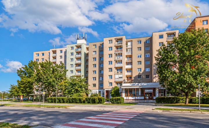 2 IZBY, KOMPLETNÁ REKONŠTRUKCIA A NÁDHERNÝ VÝHĽAD - fotografia 17