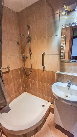 1-IZBOVÝ BYT NA PRENÁJOM | VÝBORNÁ LOKALITA | PIEŠŤANY - fotografia 3
