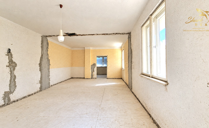 3-izbový tehlový dom s projektom a veľkým pozemkom (17,2 ára) | Veľké Ozorovce - fotografia 5