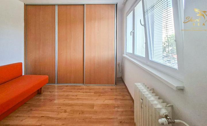 Hotová investícia v Komárne: zariadený 1-izbový byt po rekonštrukcii pri stanici - fotografia 6