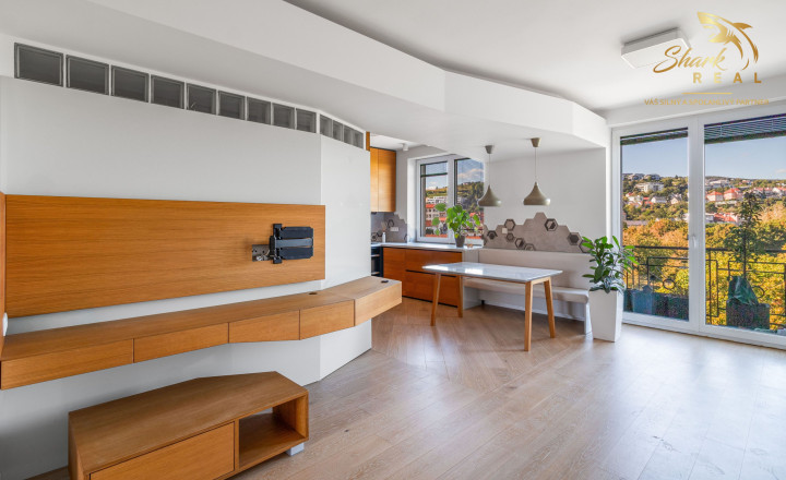 Prekvapivo tichý 3i byt na Šancovej | Po architektonickej rekonštrukcii | 77m², 2x balkón |  - fotografia 3