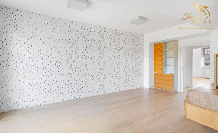 Prekvapivo tichý 3i byt na Šancovej | Po architektonickej rekonštrukcii | 77m², 2x balkón |  - fotografia 4