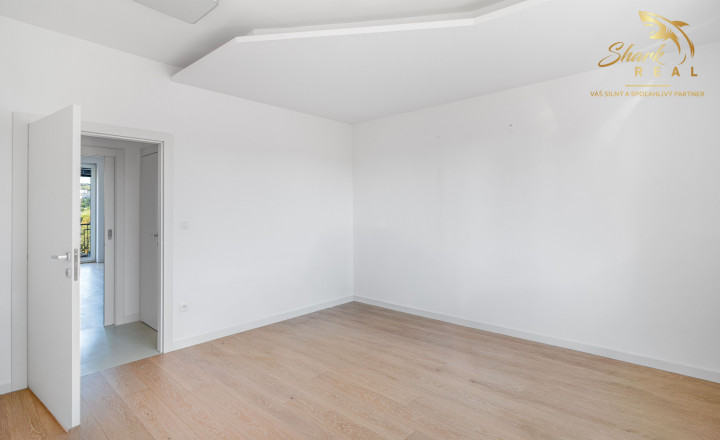 Prekvapivo tichý 3i byt na Šancovej | Po architektonickej rekonštrukcii | 77m², 2x balkón |  - fotografia 5