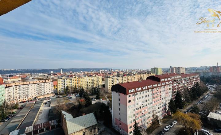 ! Znížená cena! PREDAJ: 2-izbový nadštandardne zrekonštruovaný byt s výhľadom na centrum Košíc - fotografia 16