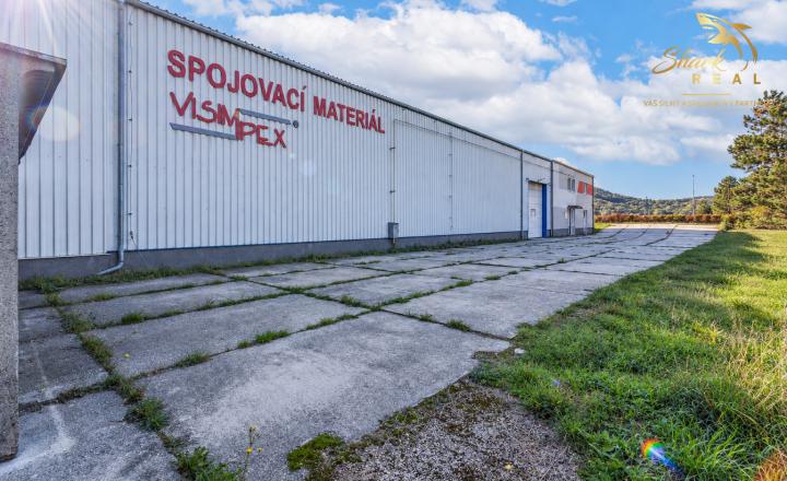 Na predaj moderný komerčný areál 1040 m² s logistickým zázemím – Nové Mesto nad Váhom - fotografia 7