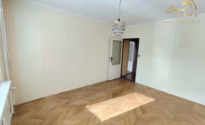 NOVINKA! Priestranný 4-izbový byt so šatníkom a špajzou na predaj - fotografia 2