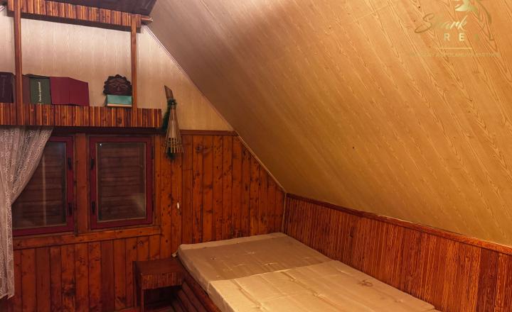 Na predaj rekreačná chata v Drienici – len pár krokov od vleku - fotografia 6