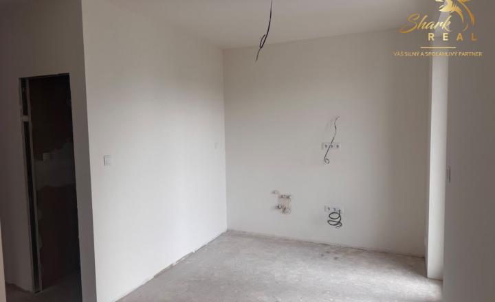 2 izbový byt, s vlastným parkovaním v novostavbe - fotografia 1