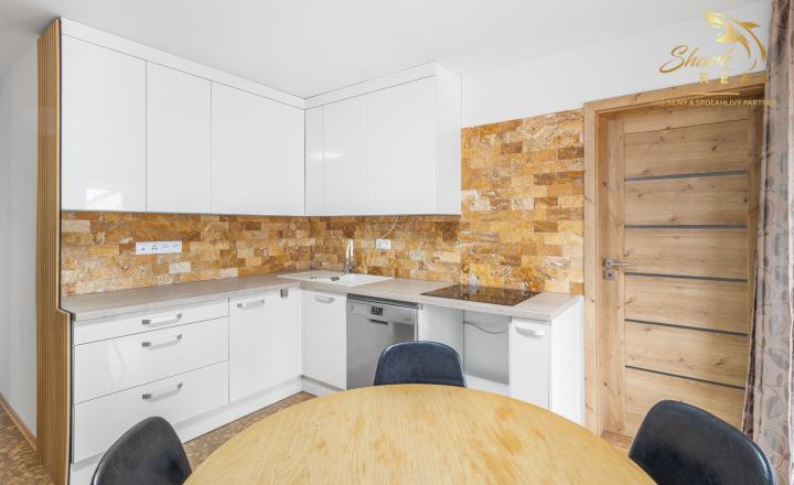 Investičná príležitosť v Leviciach – 6 bytov pod jednou strechou - fotografia 12